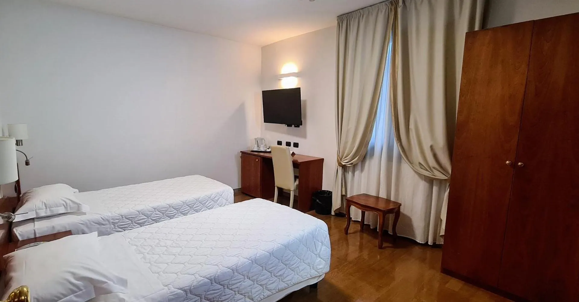 Hotel La Villetta Calenzano 3*,  Italia