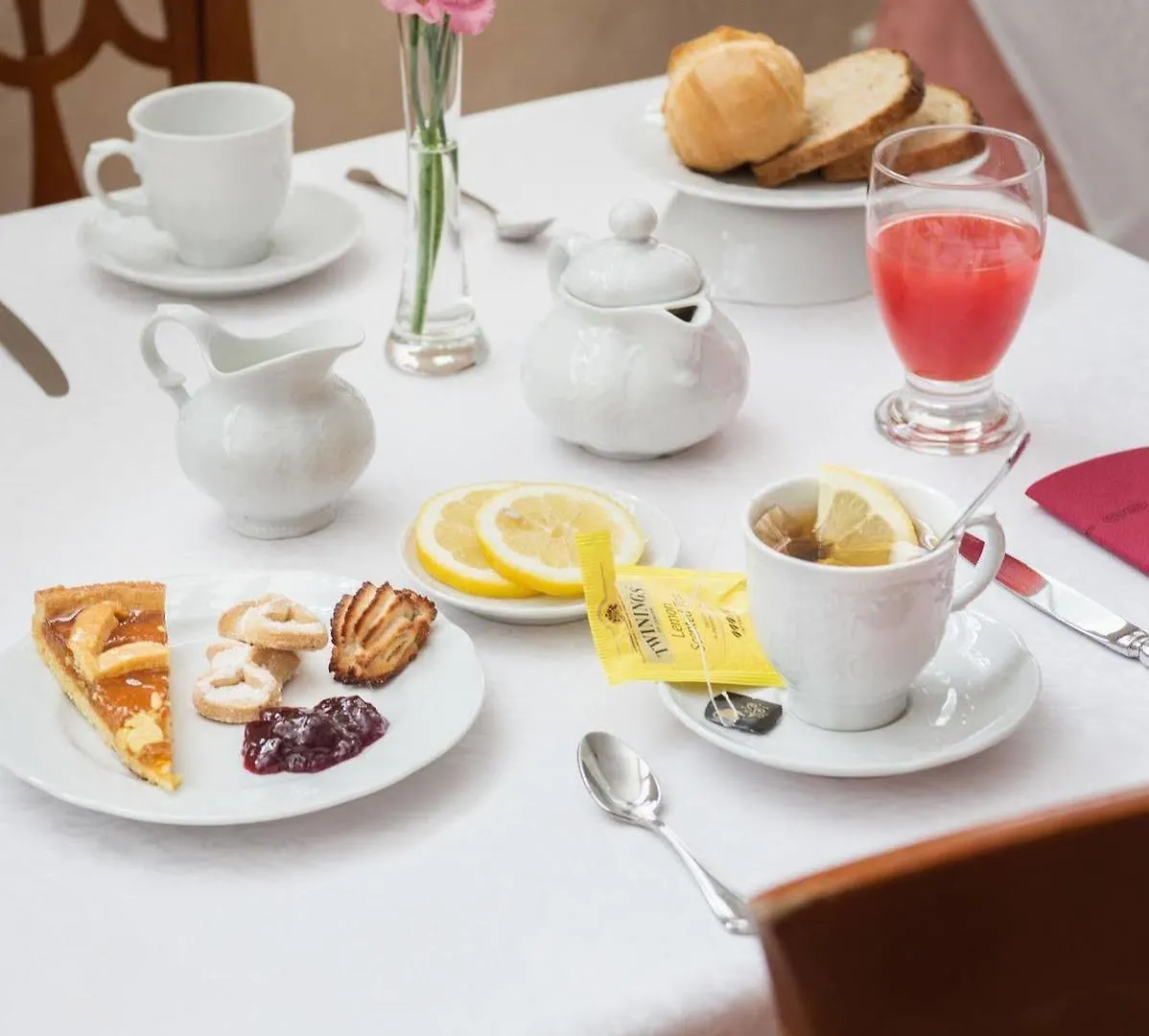 Hotel La Villetta Calenzano 3*,